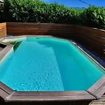 بيت للعطل Grande Maison Bi-familiale, Belle Vue, Piscine