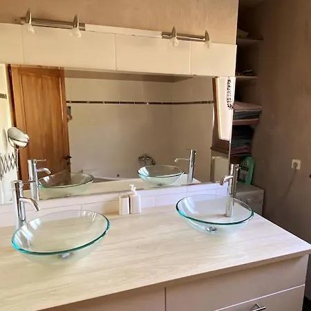Grande Maison Bi-familiale, Belle Vue, Piscine *