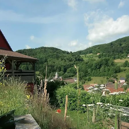 Grande Maison Bi-familiale, Belle Vue, Piscine