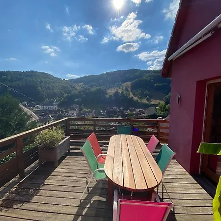 Grande Maison Bi-familiale, Belle Vue, Piscine Freland