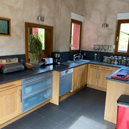 Grande Maison Bi-familiale, Belle Vue, Piscine