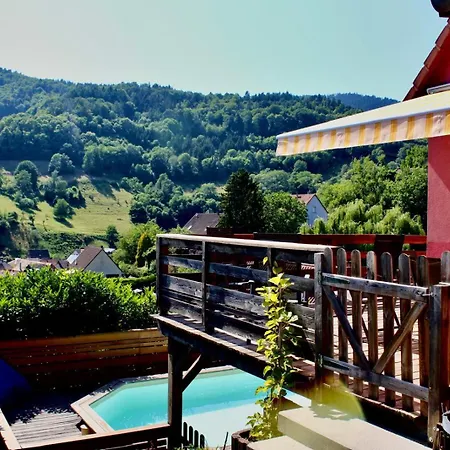 Nyaraló Grande Maison Bi-familiale, Belle Vue, Piscine Fréland